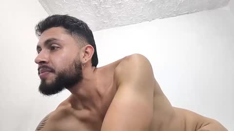 Snapshot of davgostoso chatting on 21, 11, 2025 Dave y Salvatore online show from 21, 11, 2025