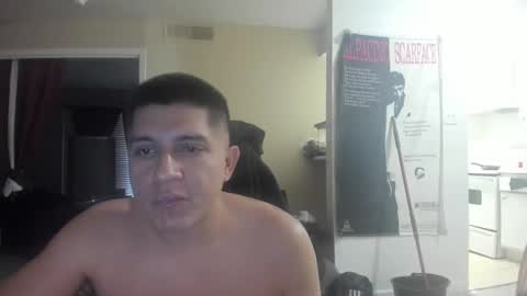 Snapshot of david089613 chatting on 14, 12, 2025 david089613 online show from 14, 12, 2025