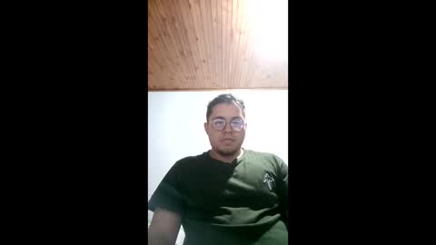 Snapshot of david495879 chatting on 15, 12, 2025 alexander online show from 15, 12, 2025