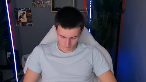 Snapshot of david__diamond chatting on 27, 9, 2025 David online show from 27, 9, 2025