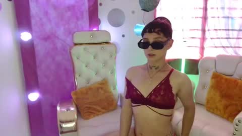 Snapshot of david_fox01 chatting on 5, 12, 2025 David Fox online show from 5, 12, 2025