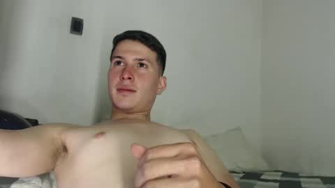Snapshot of david_hot12 chatting on 5, 5, 2026 david online show from 5, 5, 2026