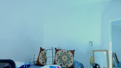 Hey im David that loves to explore and speak their fantasies. Very open talktative and nice. Feel free to chat with me online show from 8, 11, 2025