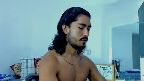 Hey im David that loves to explore and speak their fantasies. Very open talktative and nice. Feel free to chat with me online show from 13, 11, 2025