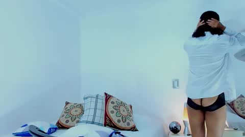 Snapshot of david_johnson372 chatting on 14, 12, 2025 Hey im David that loves to explore and speak their fantasies. Very open talktative and nice. Feel free to chat with me online show from 14, 12, 2025