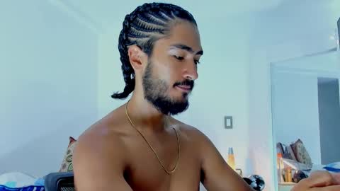Snapshot of david_johnson372 chatting on 19, 12, 2025 Hey im David that loves to explore and speak their fantasies. Very open talktative and nice. Feel free to chat with me online show from 19, 12, 2025