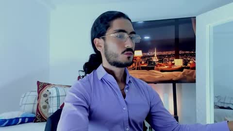 Snapshot of david_johnson372 chatting on 17, 1, 2026 Hey im David that loves to explore and speak their fantasies. Very open talktative and nice. Feel free to chat with me online show from 17, 1, 2026