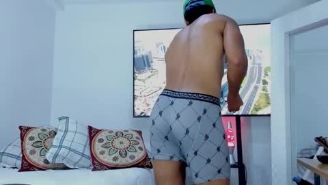 Snapshot of david_johnson372 chatting on 6, 2, 2026 Hey im David that loves to explore and speak their fantasies. Very open talktative and nice. Feel free to chat with me online show from 6, 2, 2026