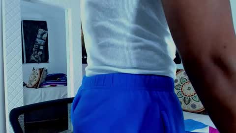 Snapshot of david_johnson372 chatting on 25, 2, 2026 Hey im David that loves to explore and speak their fantasies. Very open talktative and nice. Feel free to chat with me online show from 25, 2, 2026