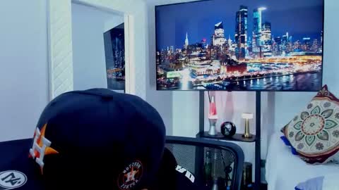 Snapshot of david_johnson372 chatting on 27, 2, 2026 Hey im David that loves to explore and speak their fantasies. Very open talktative and nice. Feel free to chat with me online show from 27, 2, 2026