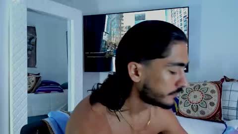 Snapshot of david_johnson372 chatting on 28, 2, 2026 Hey im David that loves to explore and speak their fantasies. Very open talktative and nice. Feel free to chat with me online show from 28, 2, 2026