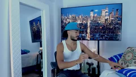 Snapshot of david_johnson372 chatting on 9, 3, 2026 Hey im David that loves to explore and speak their fantasies. Very open talktative and nice. Feel free to chat with me online show from 9, 3, 2026