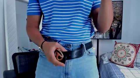 Snapshot of david_johnson372 chatting on 11, 3, 2026 Hey im David that loves to explore and speak their fantasies. Very open talktative and nice. Feel free to chat with me online show from 11, 3, 2026
