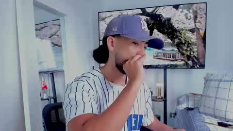 Snapshot of david_johnson372 chatting on 12, 3, 2026 Hey im David that loves to explore and speak their fantasies. Very open talktative and nice. Feel free to chat with me online show from 12, 3, 2026