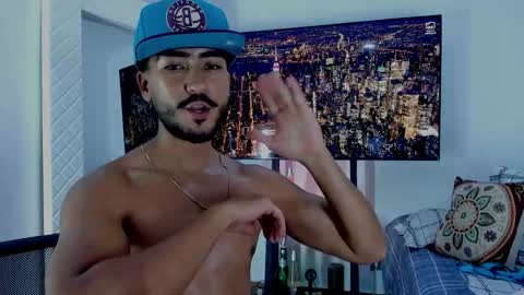 Snapshot of david_johnson372 chatting on 15, 3, 2026 Hey im David that loves to explore and speak their fantasies. Very open talktative and nice. Feel free to chat with me online show from 15, 3, 2026