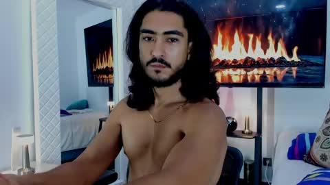 Snapshot of david_johnson372 chatting on 19, 4, 2026 Hey im David that loves to explore and speak their fantasies. Very open talktative and nice. Feel free to chat with me online show from 19, 4, 2026