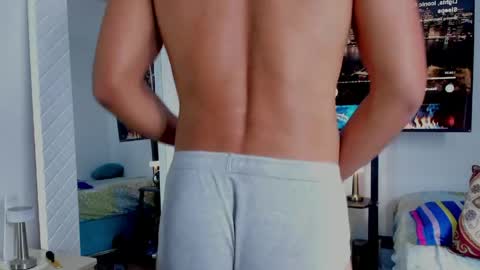 Snapshot of david_johnson372 chatting on 26, 4, 2026 Hey im David that loves to explore and speak their fantasies. Very open talktative and nice. Feel free to chat with me online show from 26, 4, 2026