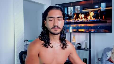 Snapshot of david_johnson372 chatting on 29, 5, 2026 Hey im David that loves to explore and speak their fantasies. Very open talktative and nice. Feel free to chat with me online show from 29, 5, 2026