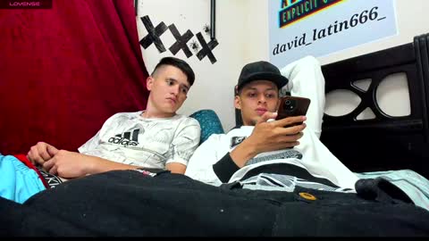 Snapshot of david_latin666_ chatting on 22, 1, 2025 David online show from 22, 1, 2025