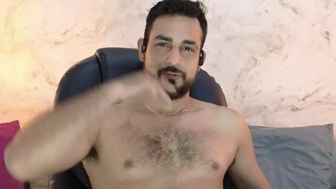 JF oliveira online show from 6, 10, 2025