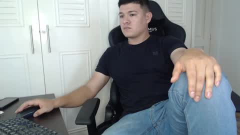 Snapshot of david_smit_ chatting on 14, 1, 2025 david smit online show from 14, 1, 2025