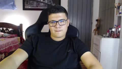 Snapshot of david_smit_ chatting on 21, 2, 2025 david smit online show from 21, 2, 2025