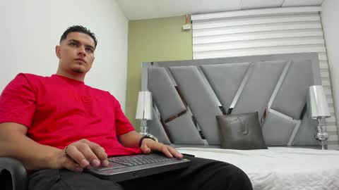 david_victoriaa online show from 22, 5, 2026