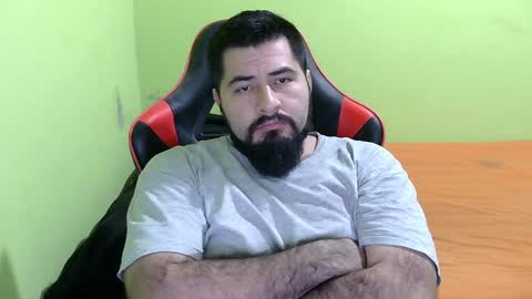 Snapshot of daviddelz chatting on 22, 12, 2024 David online show from 22, 12, 2024