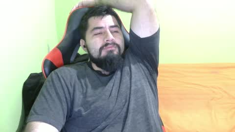 Snapshot of daviddelz chatting on 26, 12, 2024 David online show from 26, 12, 2024