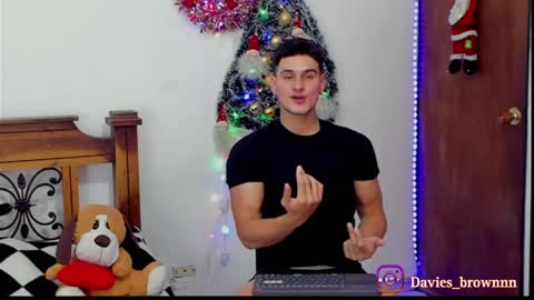 Snapshot of davies_brown chatting on 13, 12, 2024 Davies brown schedule 12pm to 5pm col time online show from 13, 12, 2024