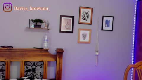 Snapshot of davies_brown chatting on 1, 2, 2025 Davies brown schedule 12pm to 5pm col time online show from 1, 2, 2025