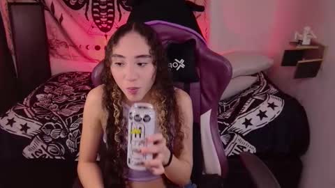 Snapshot of davina_heart chatting on 23, 11, 2025 Davina online show from 23, 11, 2025