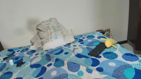 Snapshot of davinson_01 chatting on 2, 11, 2025 Davinson online show from 2, 11, 2025