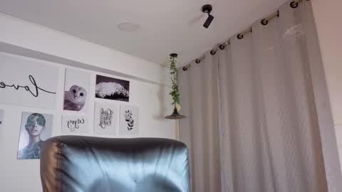 Snapshot of davoxer chatting on 1, 12, 2025 davoxer online show from 1, 12, 2025