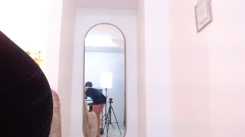 Snapshot of day_demoni chatting on 11, 4, 2026 day_demoni online show from 11, 4, 2026