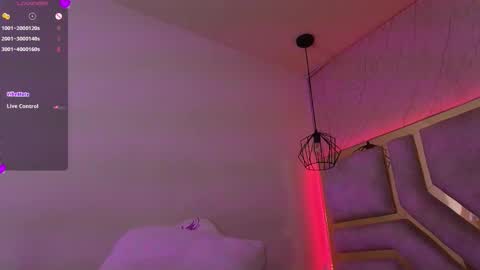 Snapshot of dayana_harlow2 chatting on 4, 11, 2025 dayana_harlow2 online show from 4, 11, 2025