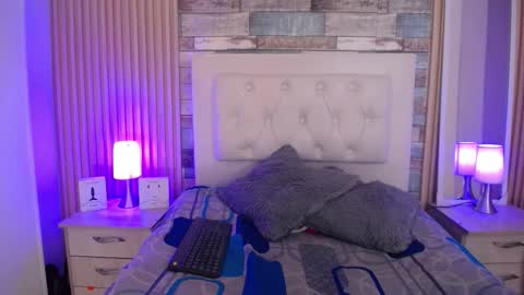 Dayana online show from 7, 1, 2026