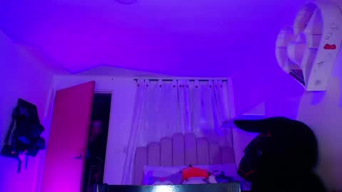  Dayis  online show from 11, 4, 2026