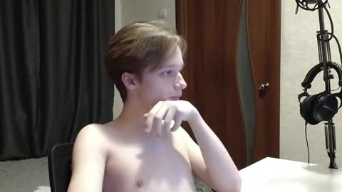 Snapshot of daylilong chatting on 26, 2, 2025 DayliLong online show from 26, 2, 2025