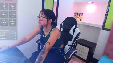 Snapshot of dayo_evans chatting on 30, 9, 2025 Dayo online show from 30, 9, 2025