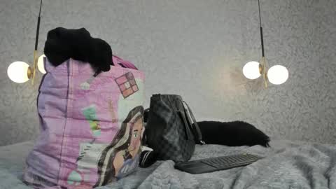 DAYRA ANGELS online show from 4, 12, 2025