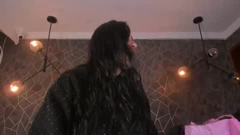 DAYRA ANGELS online show from 18, 3, 2026