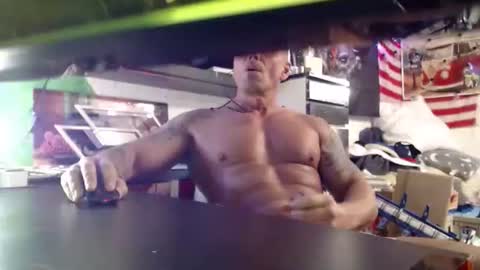 Snapshot of daywalker2013 chatting on 17, 11, 2025 Millenium online show from 17, 11, 2025