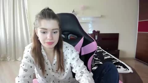 Snapshot of dazdrasmigdasue chatting on 13, 1, 2025 dazdrasmigdasue online show from 13, 1, 2025