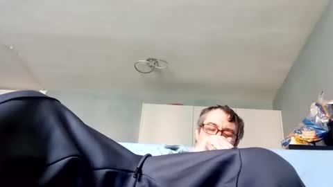 Dazzill online show from 30, 1, 2025