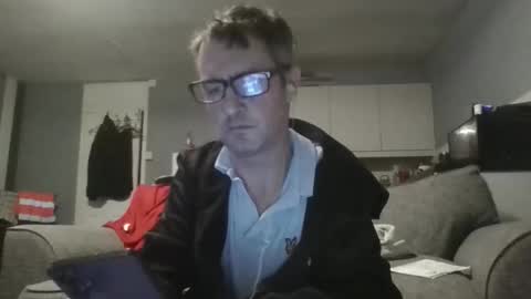 Dazzill online show from 17, 12, 2025