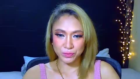 Snapshot of dazzlinglady44 chatting on 10, 6, 2026 stephaniechim online show from 10, 6, 2026