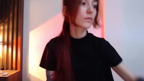 Snapshot of dead_girll chatting on 10, 11, 2025 freak online show from 10, 11, 2025