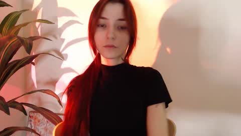 Snapshot of dead_girll chatting on 30, 11, 2025 freak online show from 30, 11, 2025