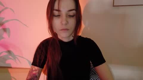 Snapshot of dead_girll chatting on 2, 2, 2026 freak online show from 2, 2, 2026